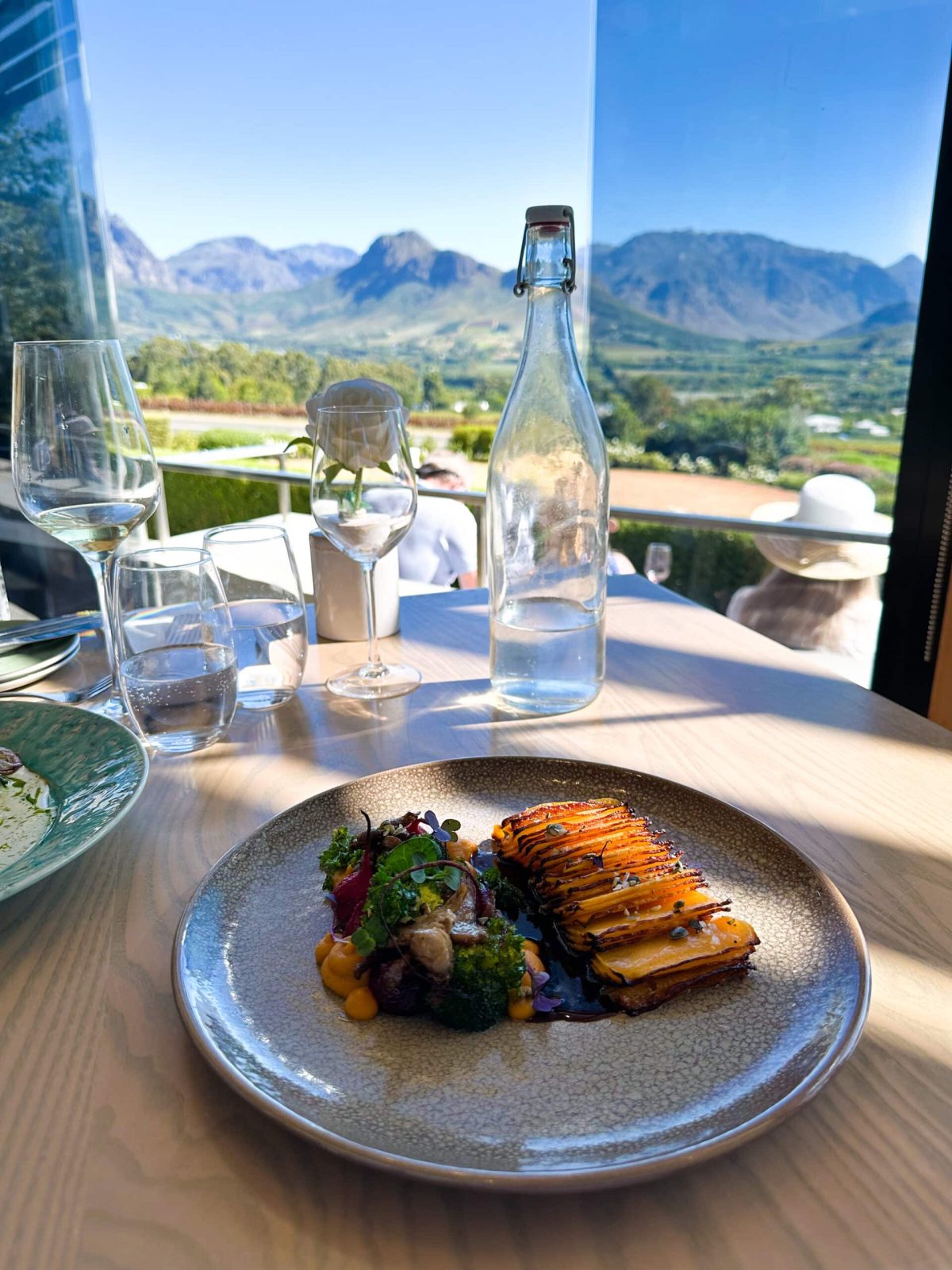 Cape Town: Stellenbosch & Franschhoek Wine Tasting Tour