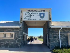 861d953f89d54f3381f04a7f74324c4e Cape Town: Robben-Island Tour⛴ + Table Mountain + Two Ocean Aquarium